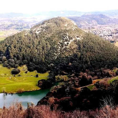 Holiday home Pequenocabarceno Solares